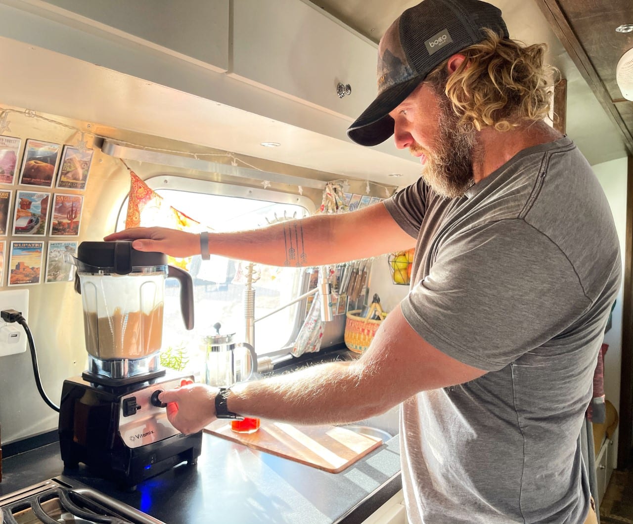 off-grid power a blender in airstream trailer