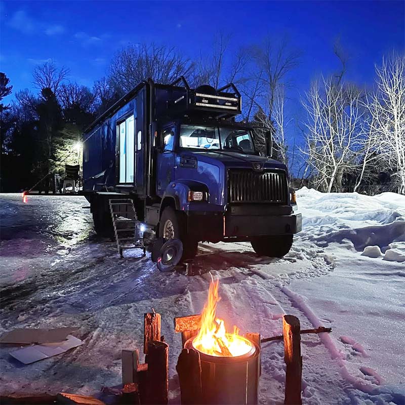 Winter overlanding with Samlex power inverter Freestar 6x6